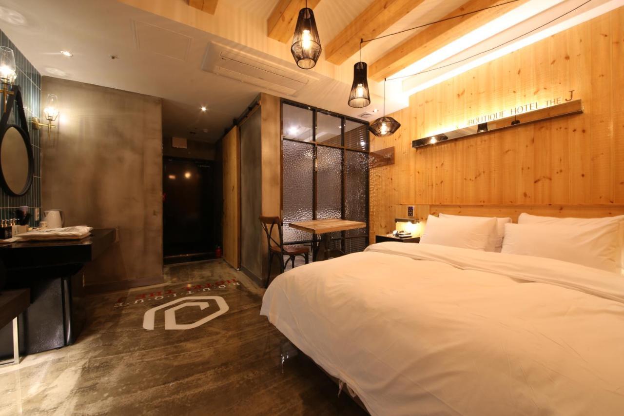 The J Hotel Daegu Exterior photo