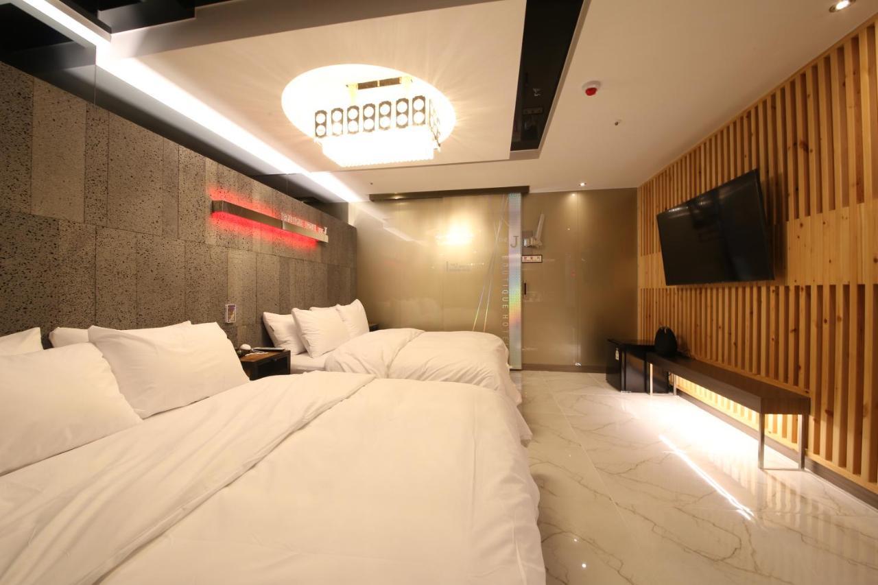 The J Hotel Daegu Exterior photo